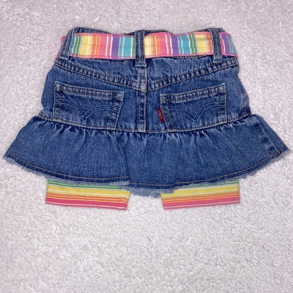 Levi’s red tab ruffle denim skirt with attached rainbow stripe shorts 2t - Picture 2 of 8